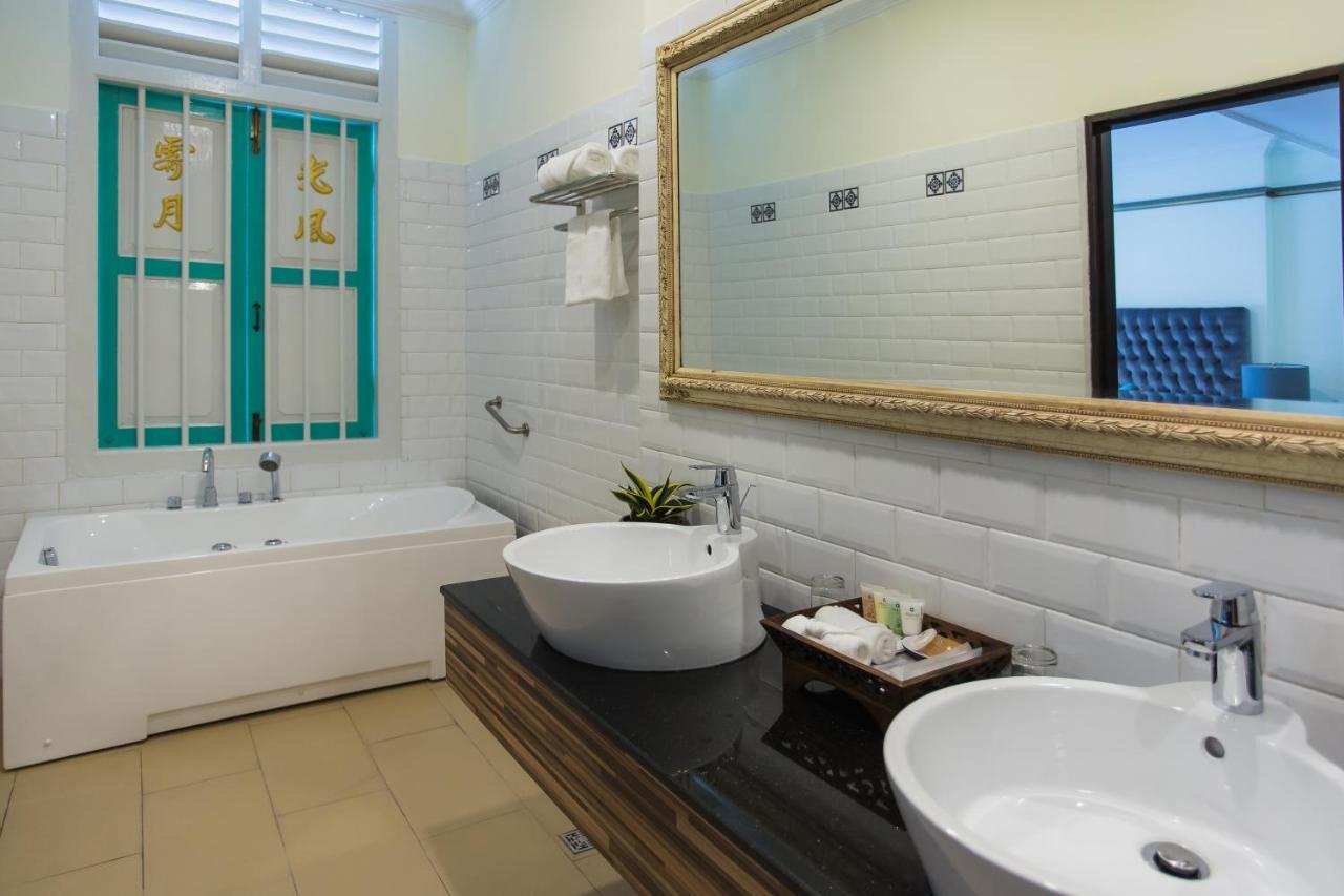 Aava Malacca Hotel Экстерьер фото